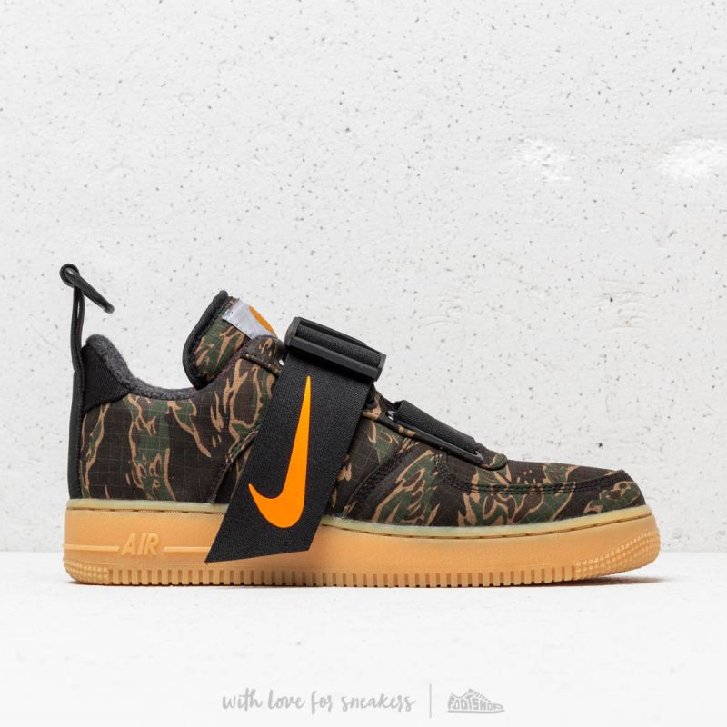 Nike x Carhartt WIP Air Force 1 UT Low Premium Camo Green/ Total
