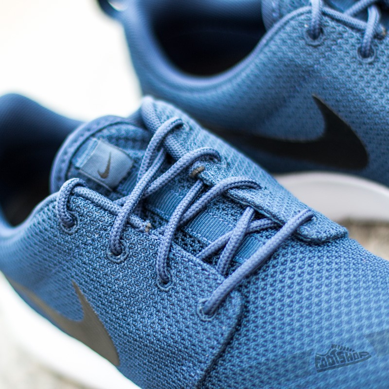 Roshe one midnight navy/white/black on sale