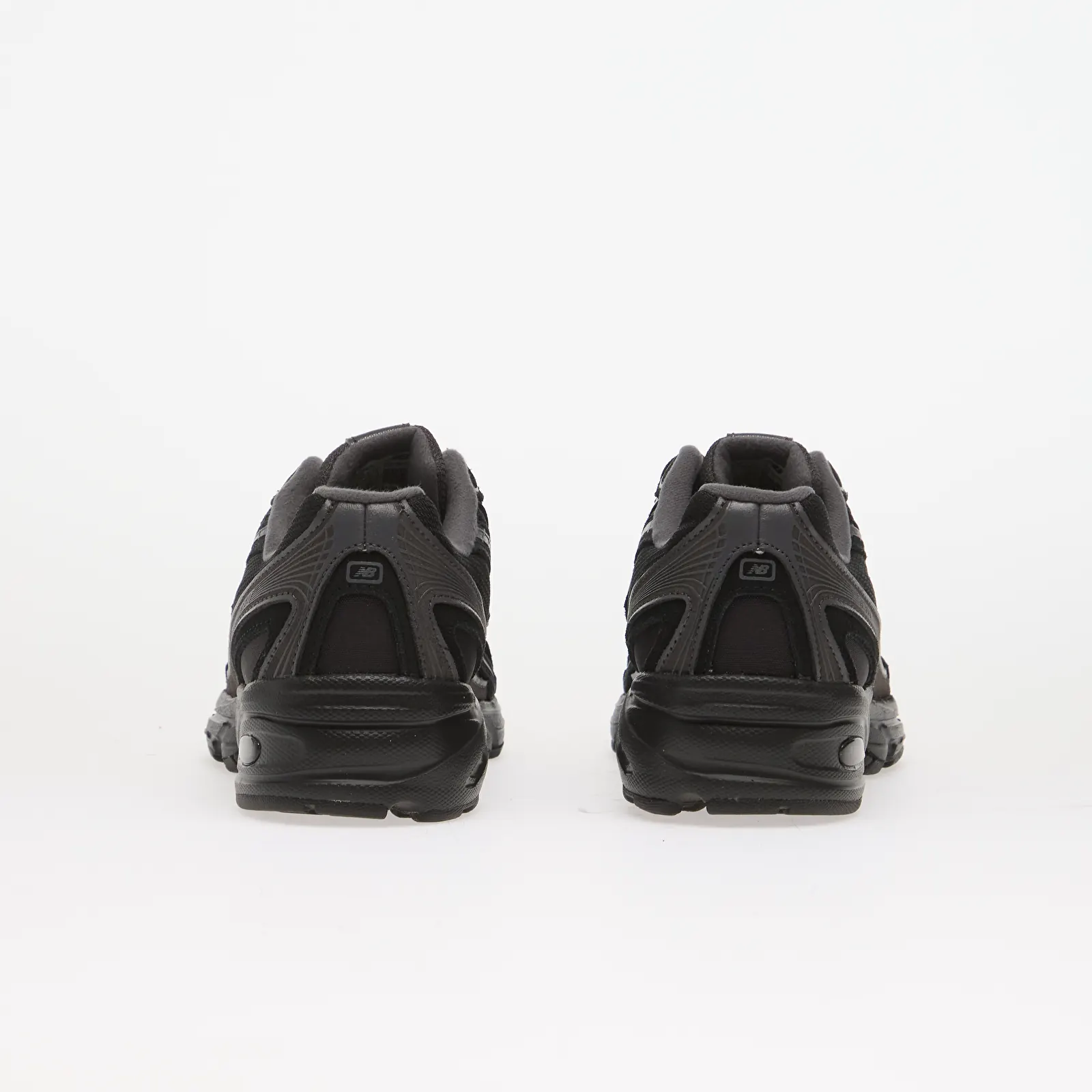 Vīriešu apavi New Balance 740 Black/ Black