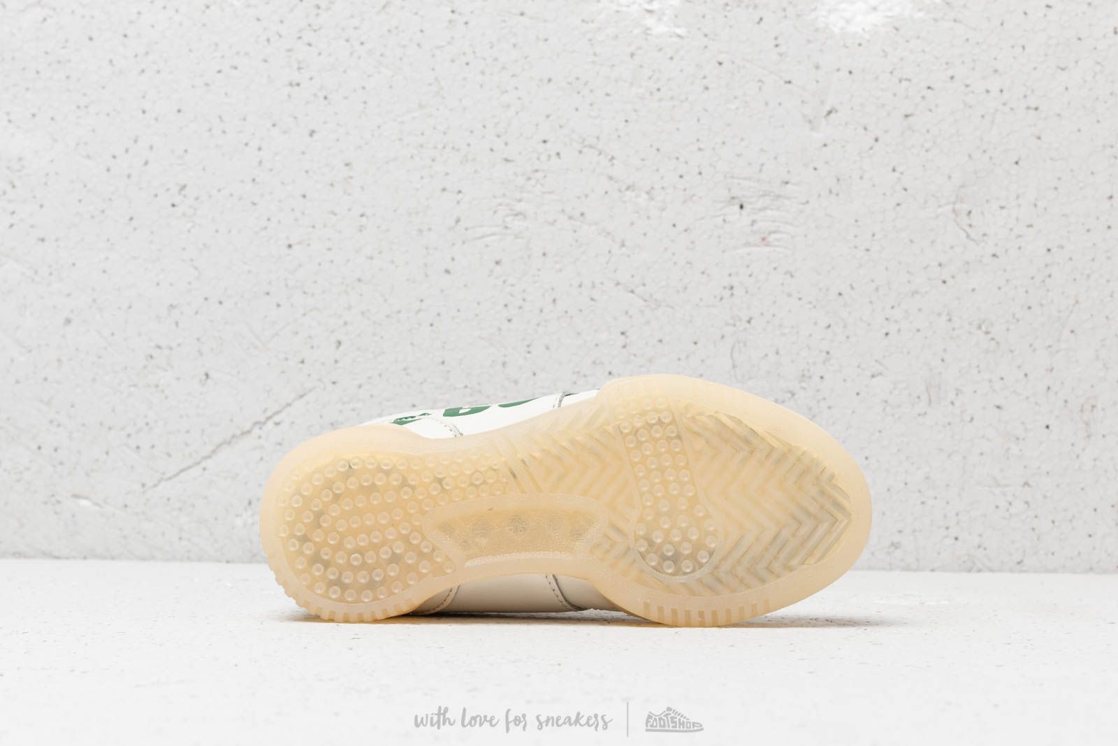 Vaikų sportbačiai ir batai Reebok Workout Plus Tao Graphic Pristine/ Amazon/ Freesla
