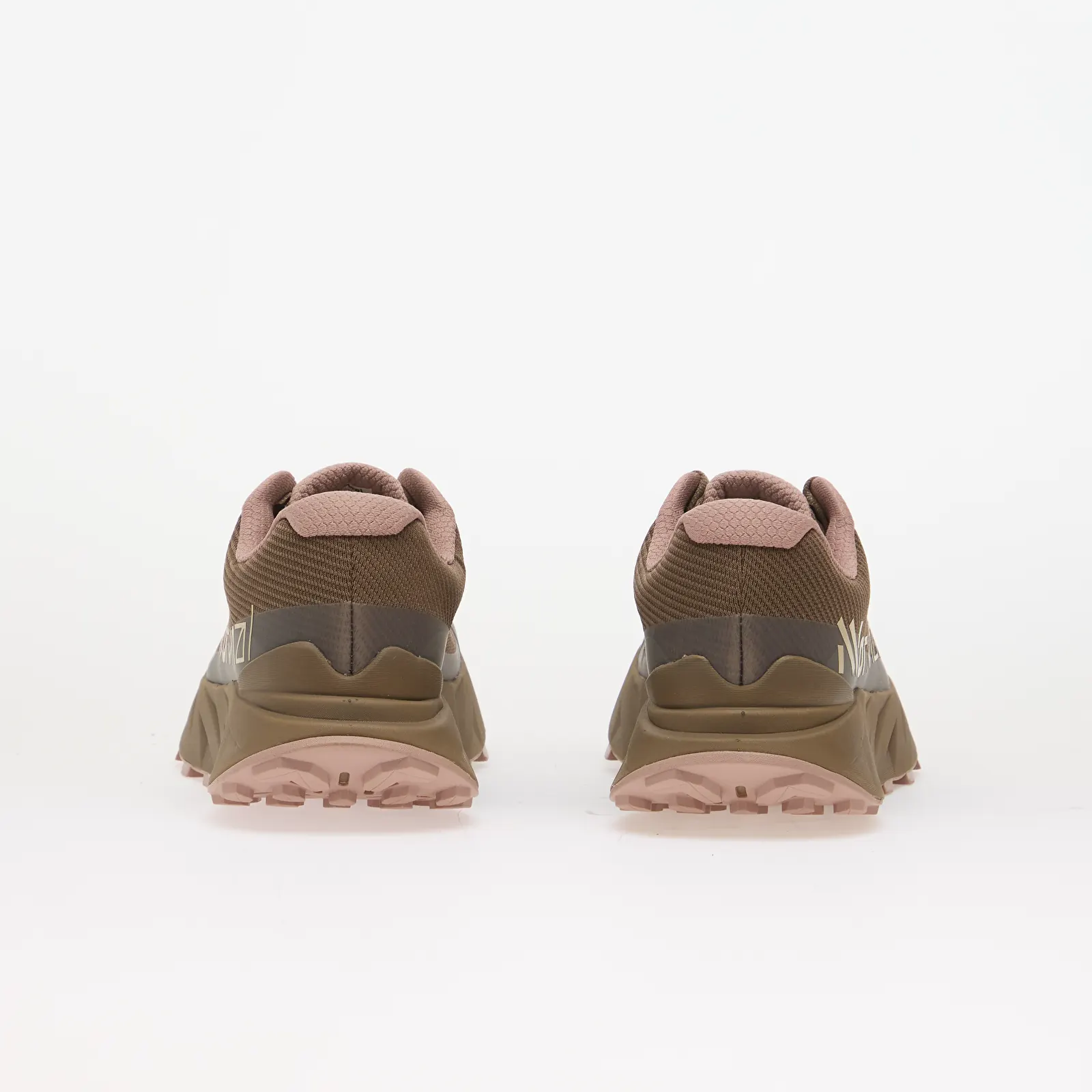 Women's shoes NNormal Cadí GTX Brown