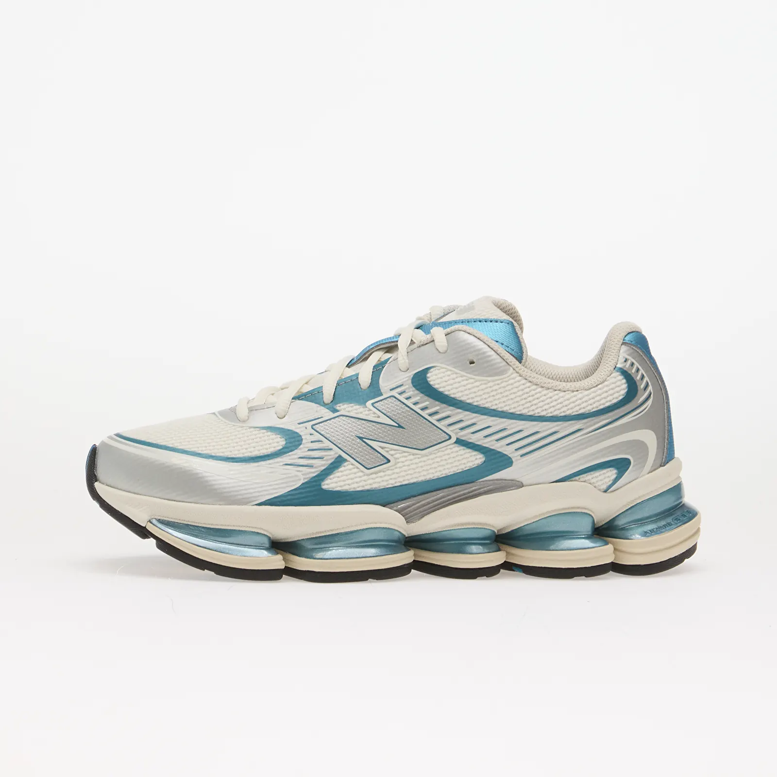 Chaussures et baskets homme New Balance 2000 Sea Salt/ Altitude Metallic