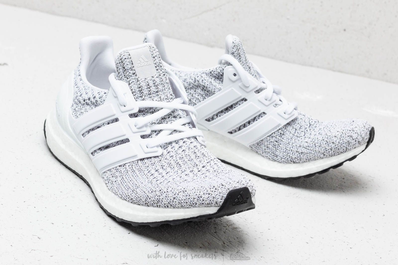 Ultraboost non dyed  cloud white  grey six 2025