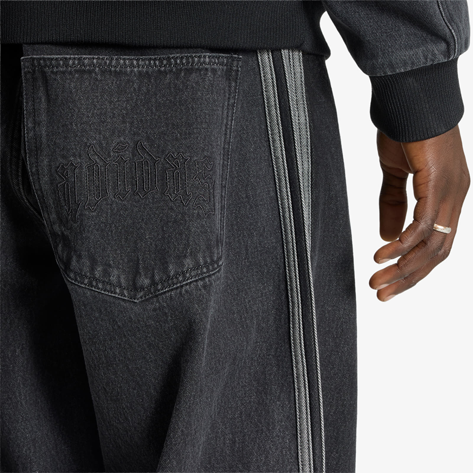 Kavbojke  adidas SST Denim Jeans MID-RISE Straight Leg True Black Denim