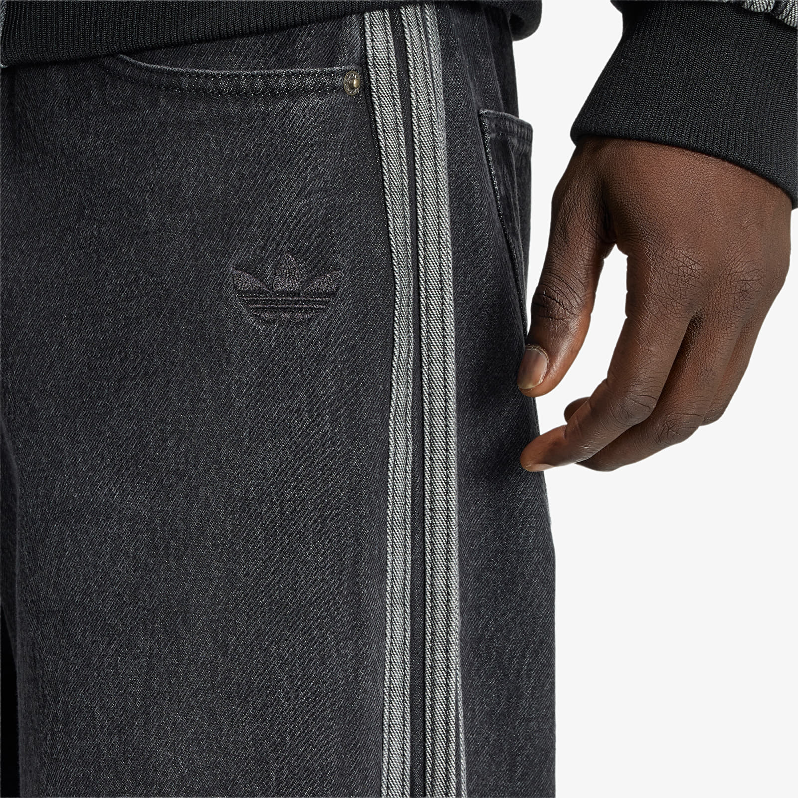 Kavbojke  adidas SST Denim Jeans MID-RISE Straight Leg True Black Denim