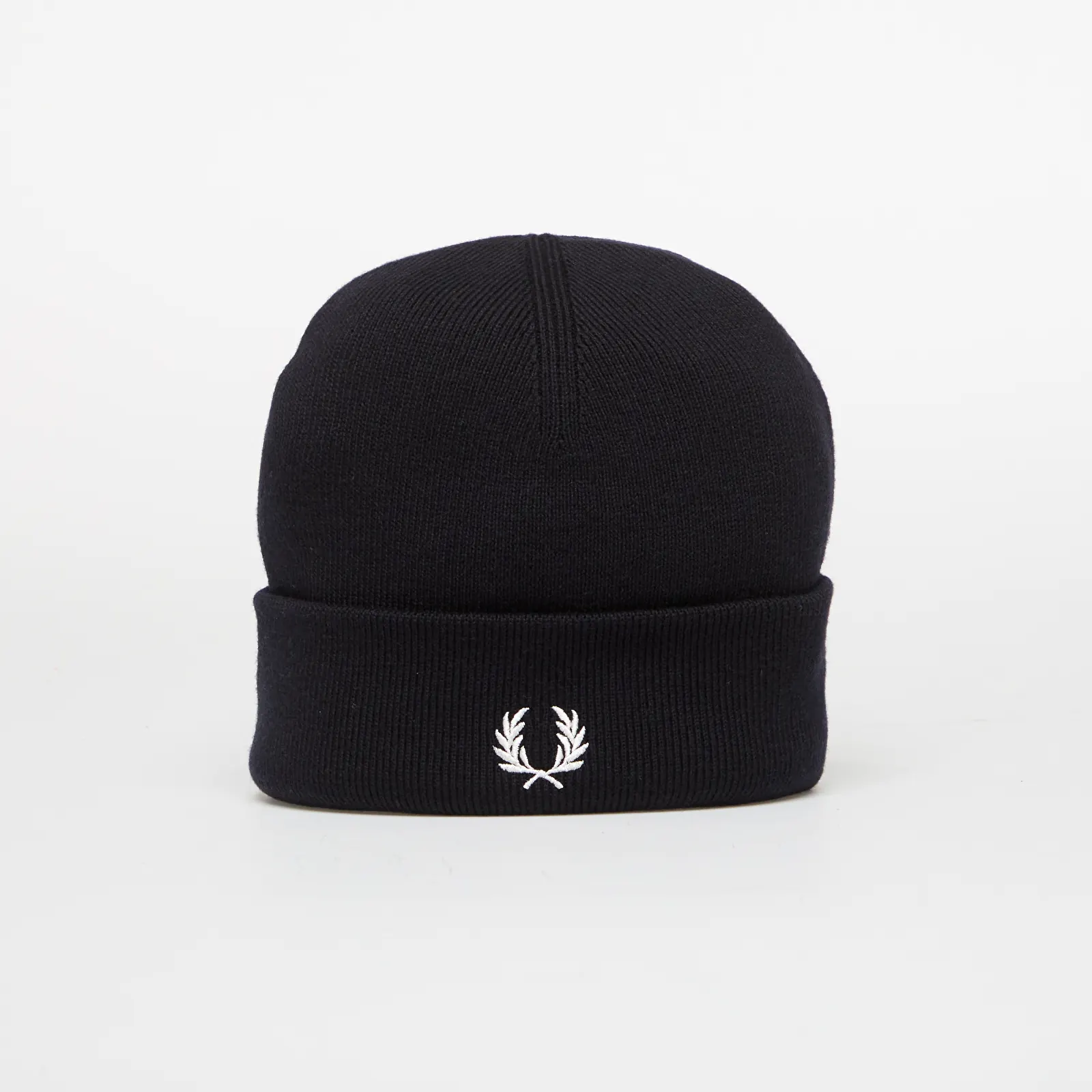 Men's hats FRED PERRY Classic Merino Wool Beanie Navy/ Snow White