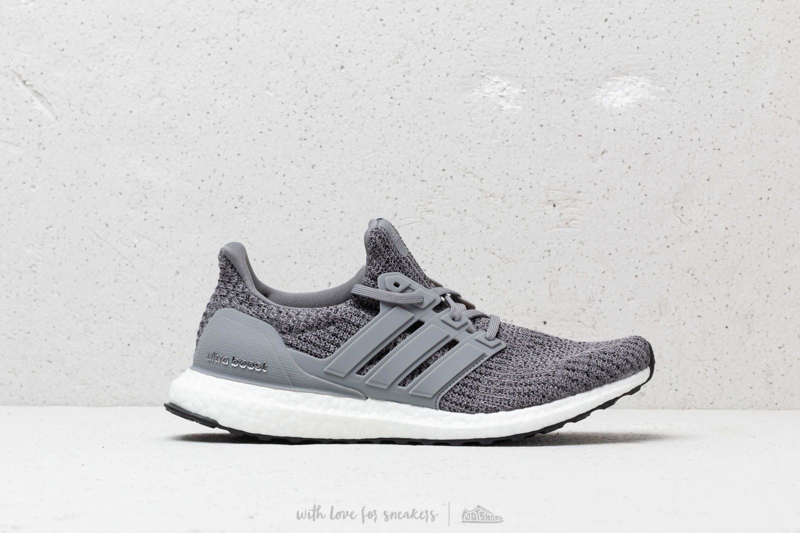 Ultra boost 4.0 grey online three