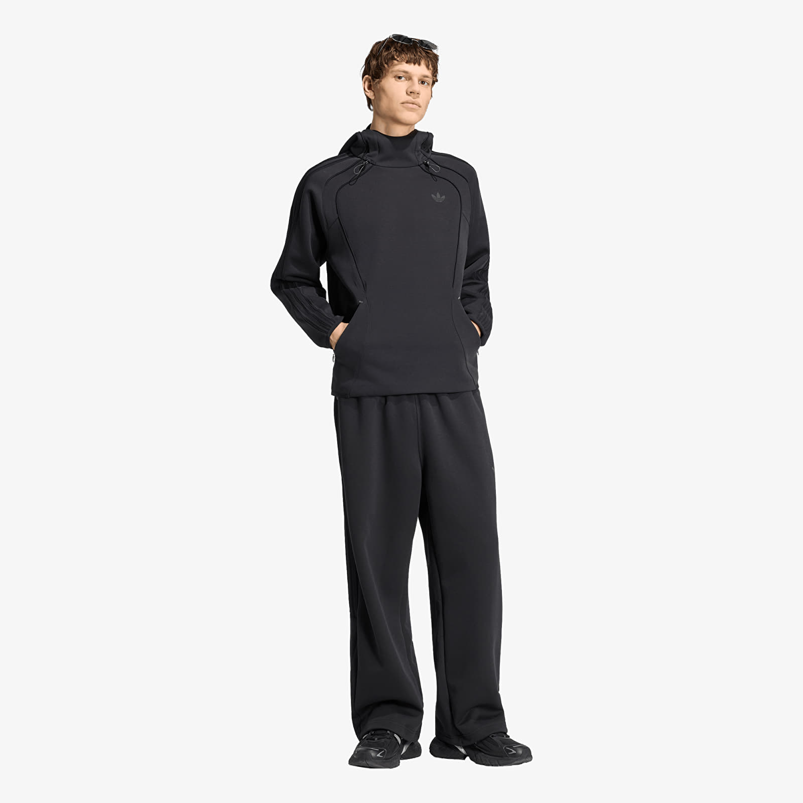 Jogger bikses adidas Spacer Teamgeist 26 Cutline Open Hem Black