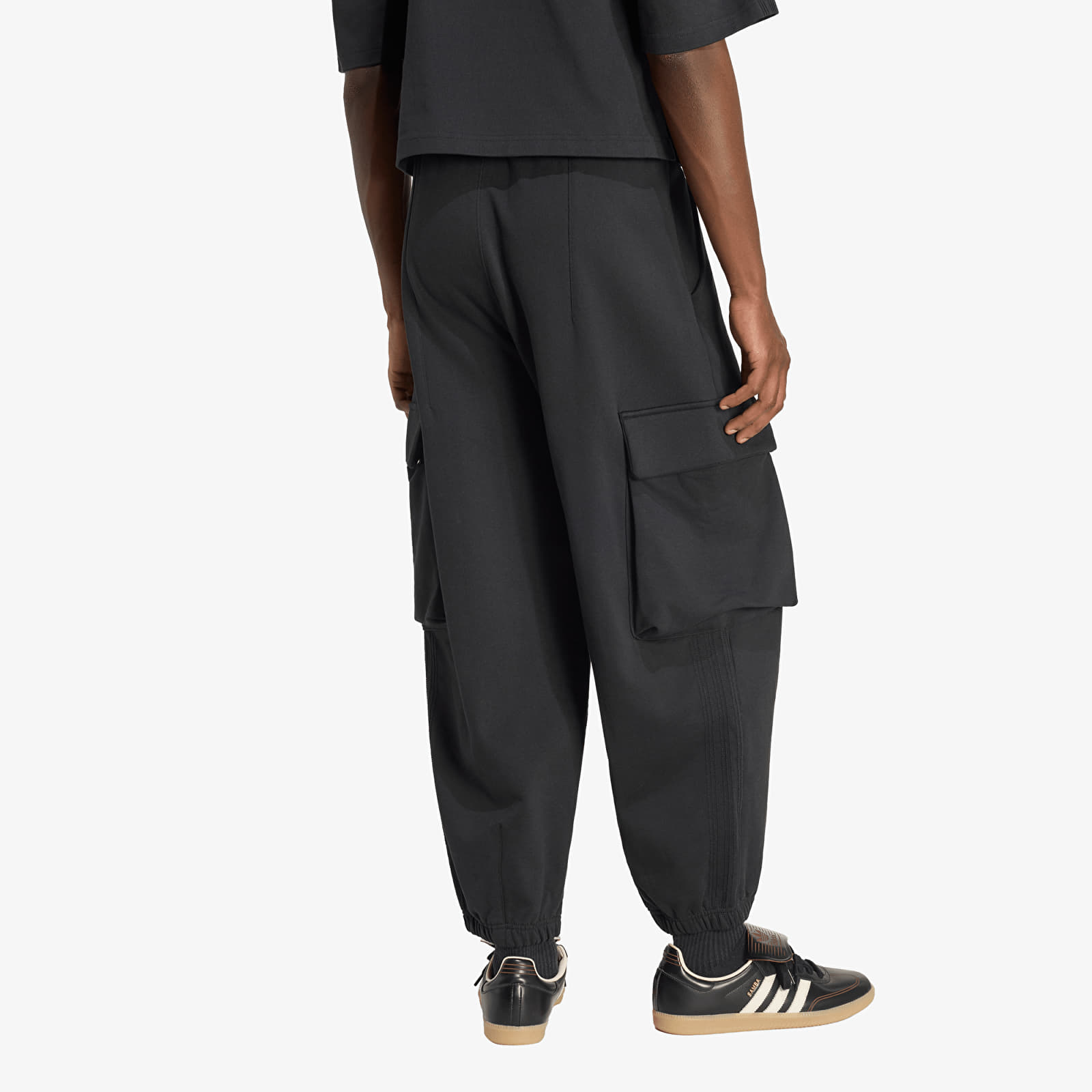 Jogger bikses adidas Premium Essentials Loose Cargo Black