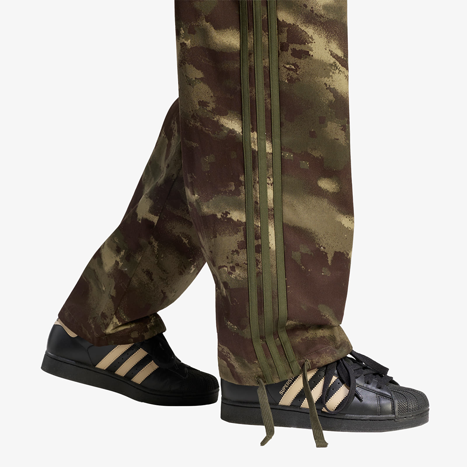 Nohavice adidas Cargo Pant Oversized Multicolor/ Night Cargo