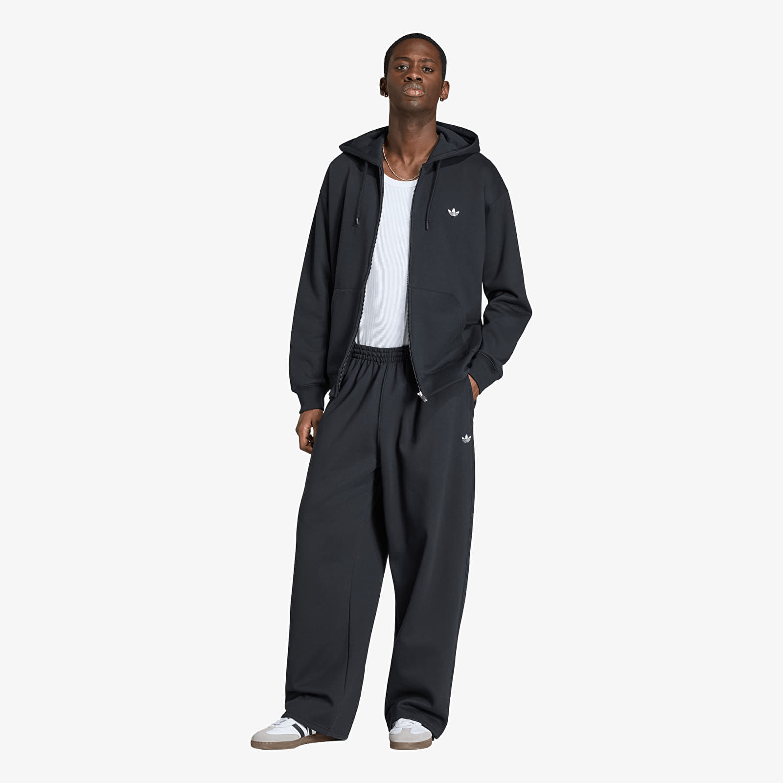 Sweatjacken und Sweatshirts adidas Trefoil Essentials Loose Full ZIP Hoodie Black