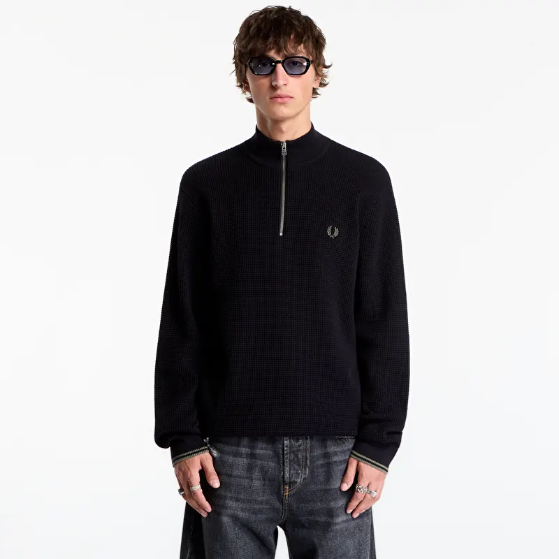Tröja FRED PERRY Waffle Stitch Half Zip Jumper Black