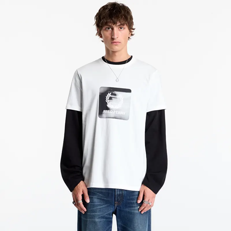 FRED PERRY Laurel Wreath Digital Tshirt Snow White