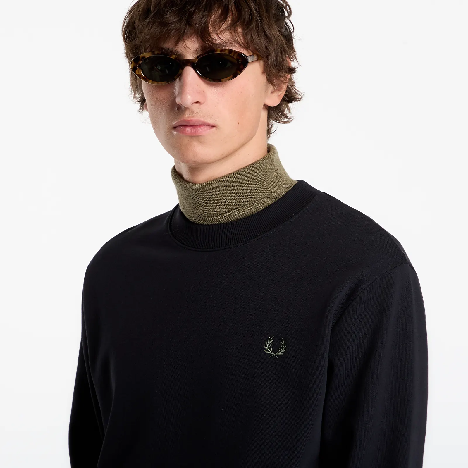 Mikiny FRED PERRY Crew Neck Sweatshirt Blk/ Ecr/ Lrlwgren