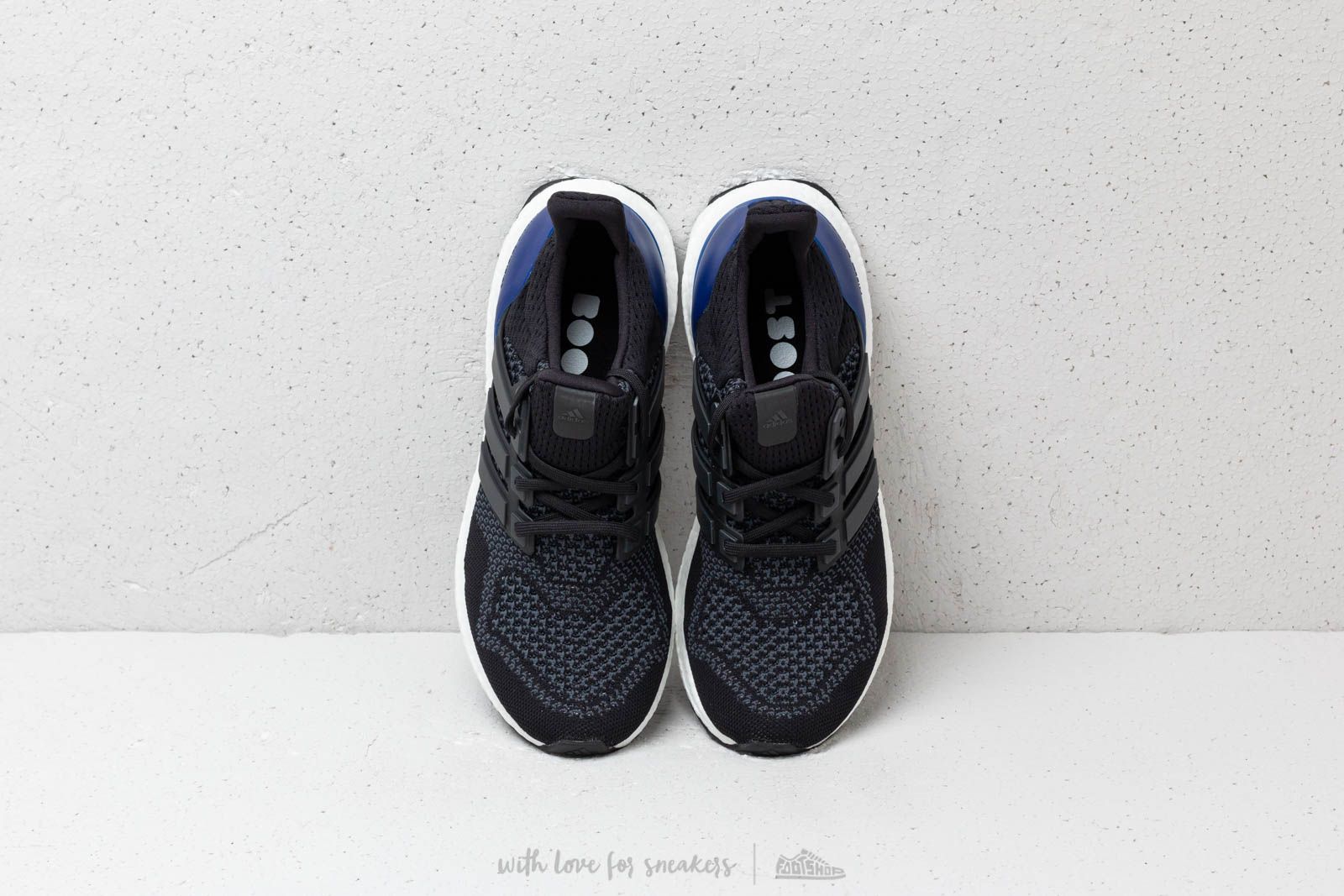 Ανδρικά παπούτσια adidas UltraBOOST "OG" Core Black/ Core Black/ Gold Metallic