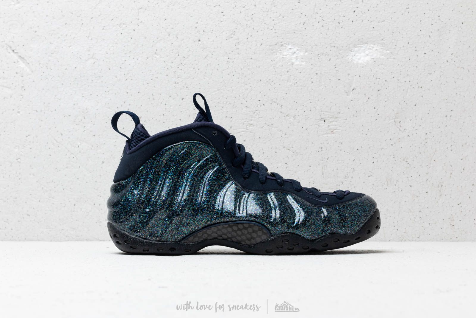 Women s shoes Nike W Air Foamposite One Obsidian Obsidian Obsidian Footshop