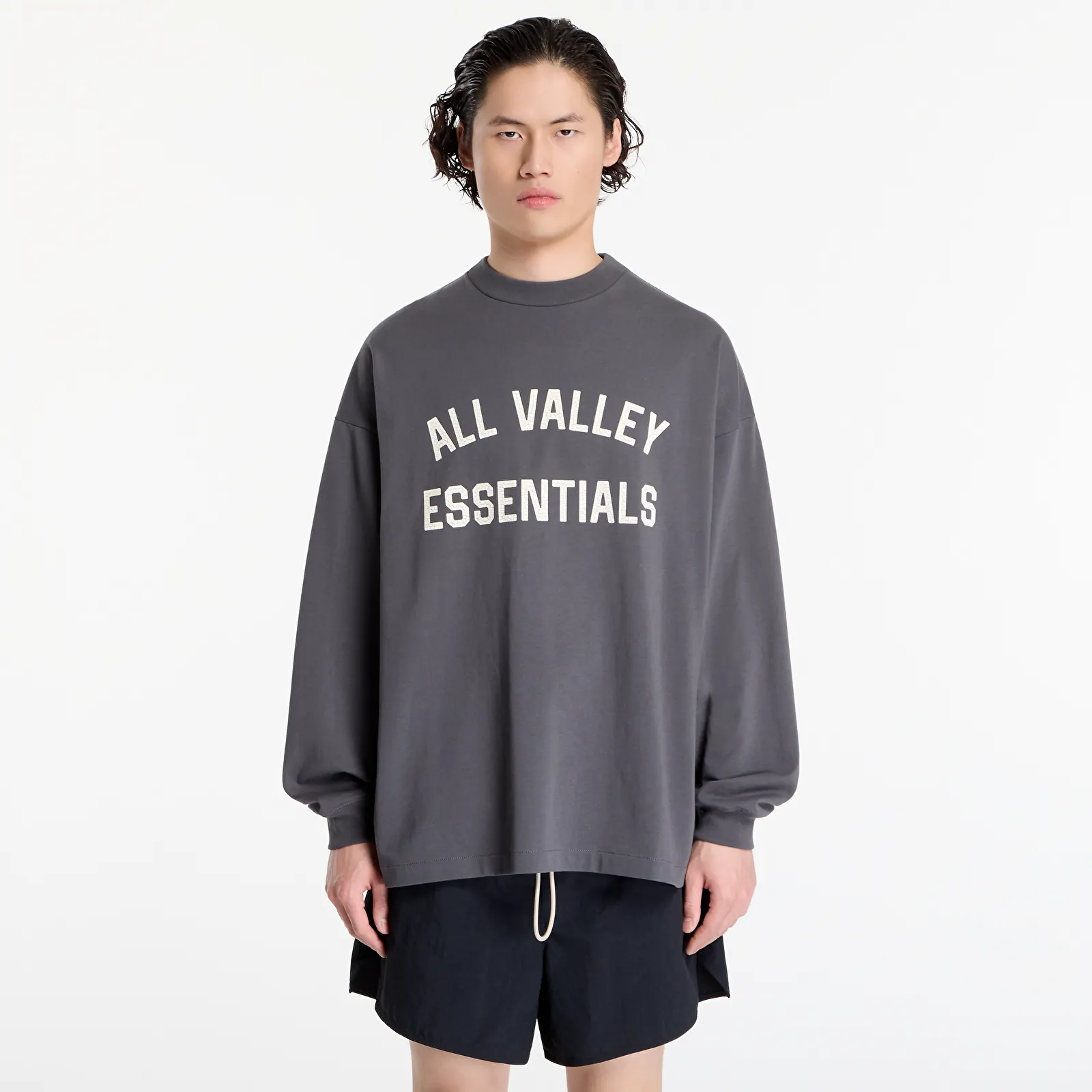 Tricouri  Fear Of God Essentials Merch Long Sleeve Tee Iron Grey
