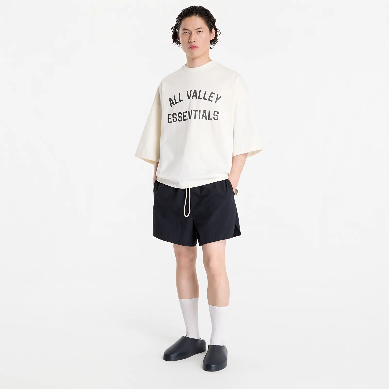 Peldkostīms Fear Of God Essentials Swim Short Vintage Black