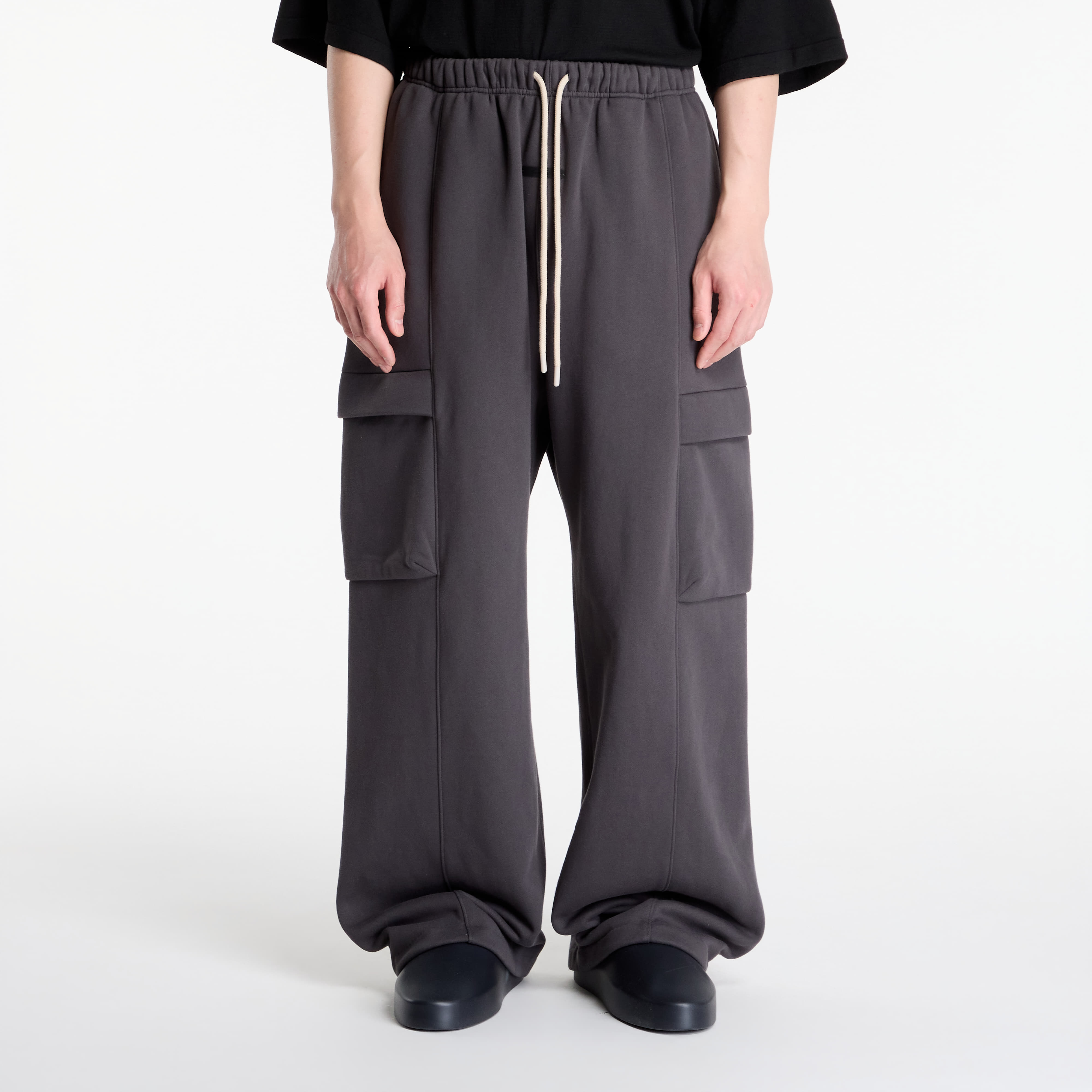 Потници Fear Of God Essentials Cargo Field Pant Iron Grey S