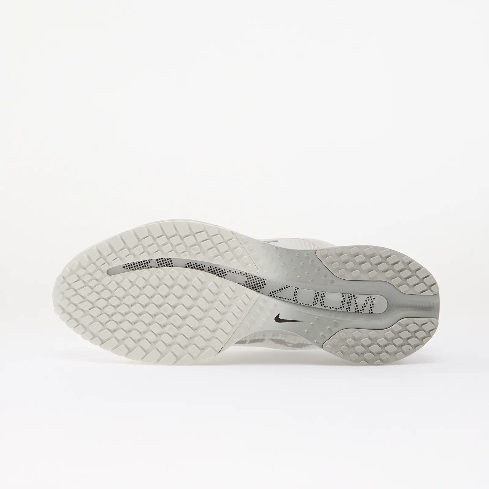 Încălțăminte și sneakerși pentru femei Nike Pegasus Premium Summit White/ Metallic Silver-Grey Fog
