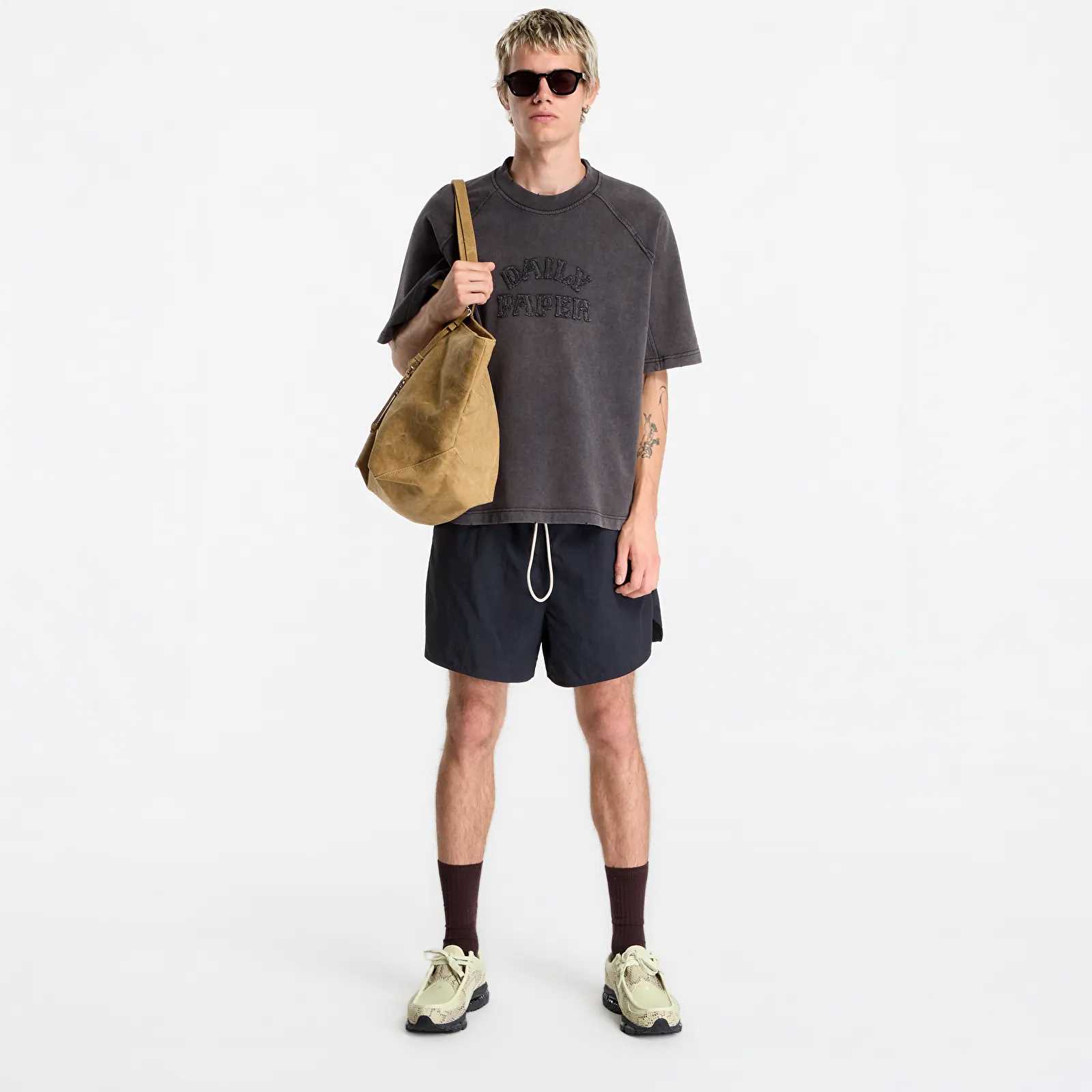 Мъжки тениски Daily Paper Raglan Stacked Dias Washed Jersey T Shirt Washed Black