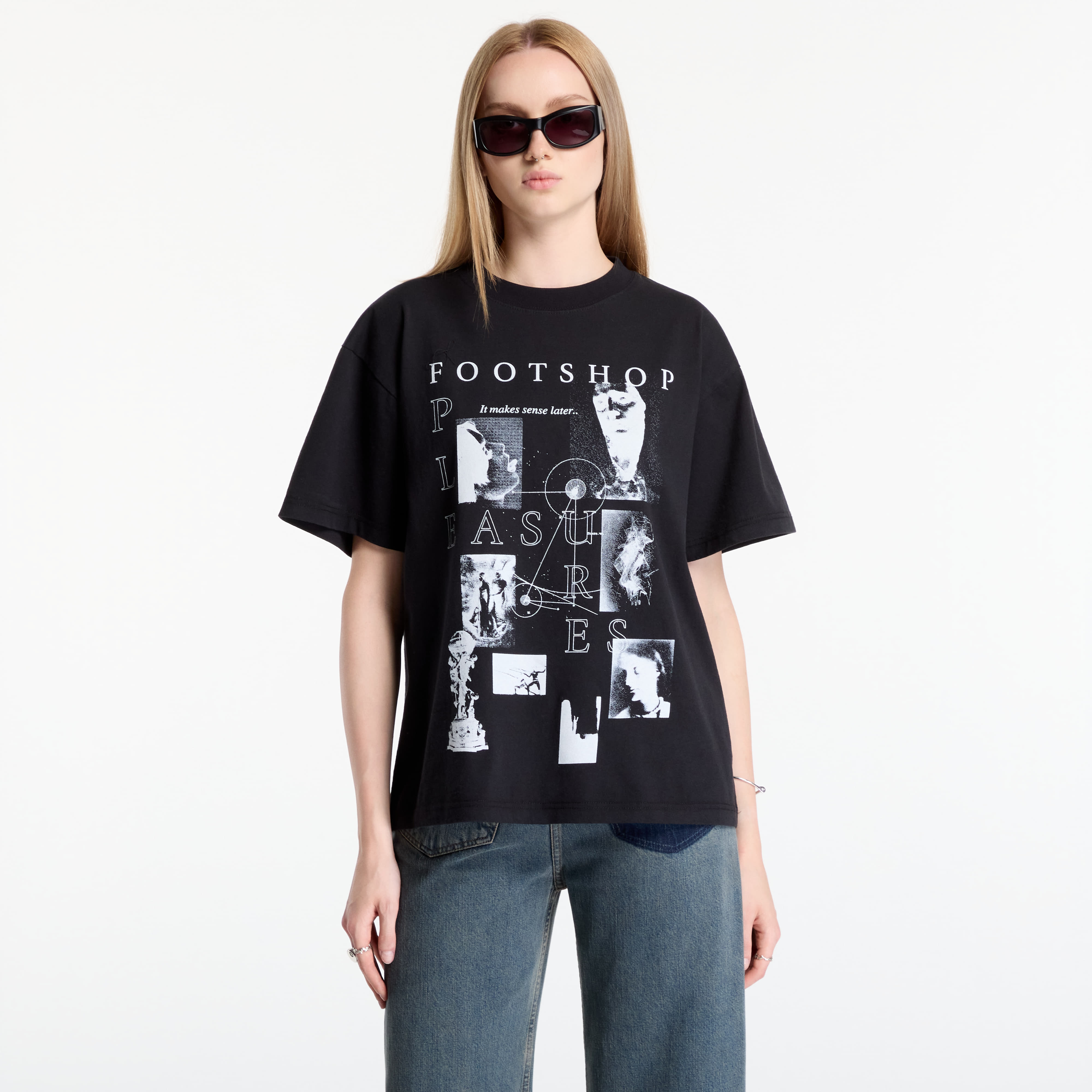 T-shirt PLEASURES x FTSHP Museum T-Shirt UNISEX Black XL