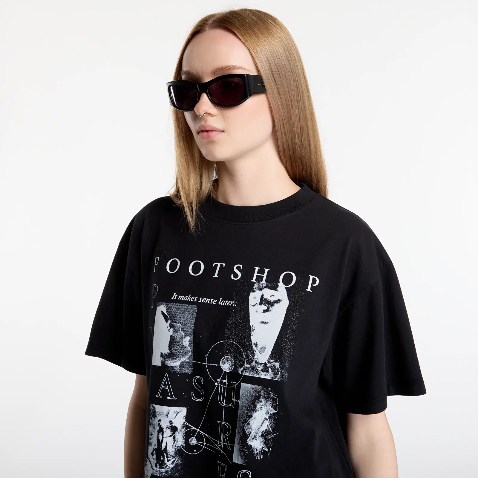 T-shirts PLEASURES x FTSHP Museum T-Shirt UNISEX Black