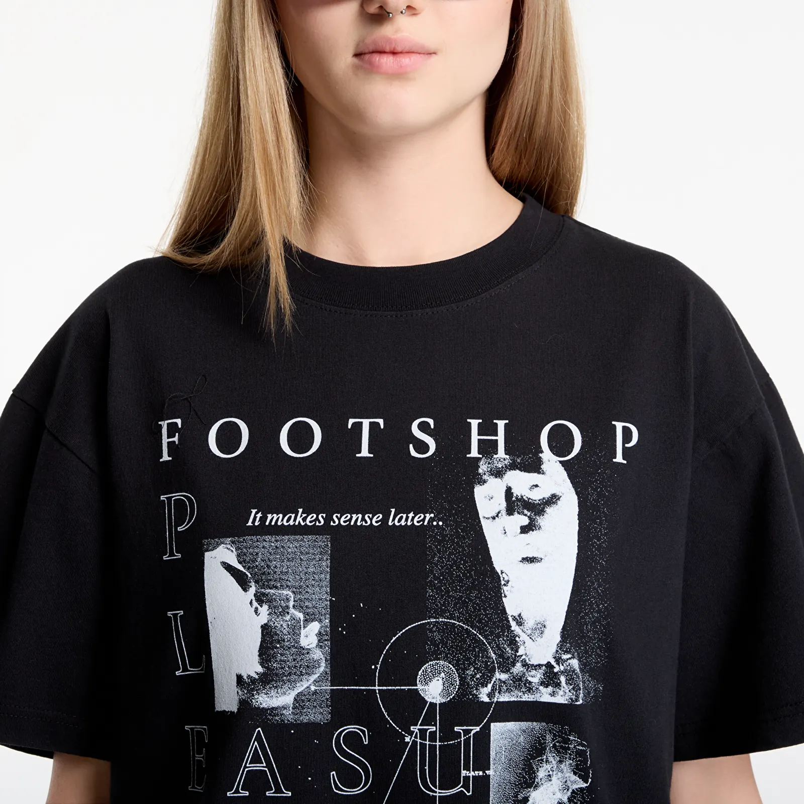 T-shirts PLEASURES x FTSHP Museum T-Shirt UNISEX Black