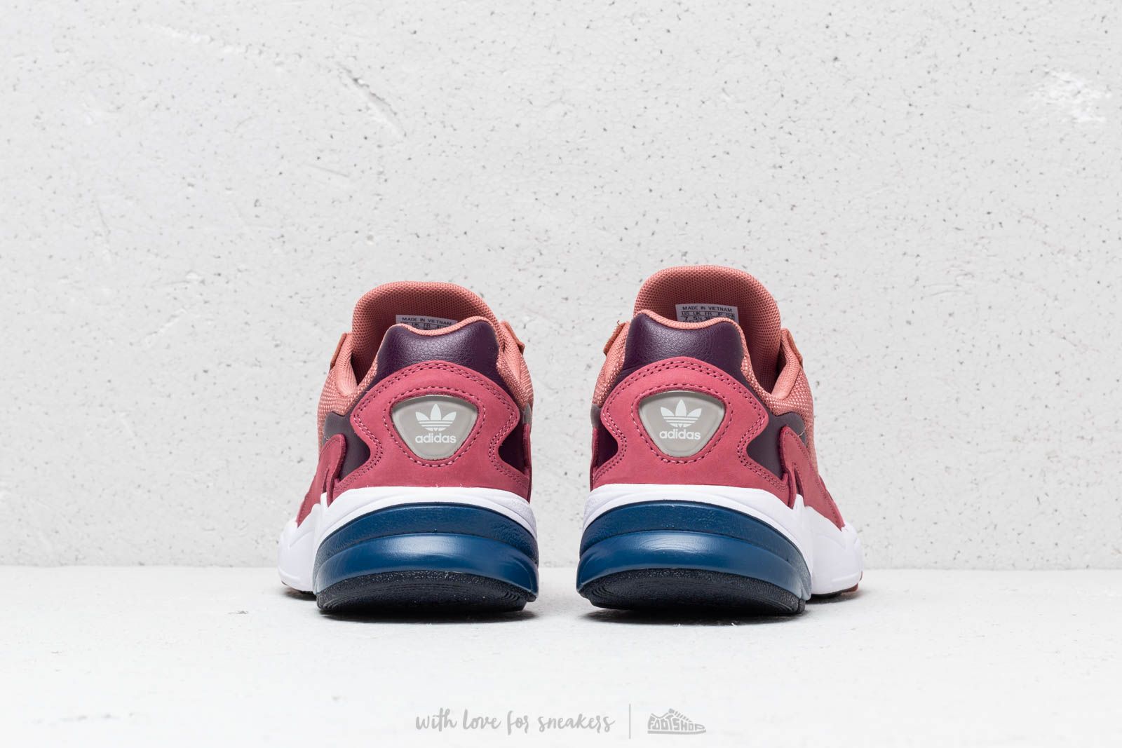 adidas falcon w raw pink & dark blue