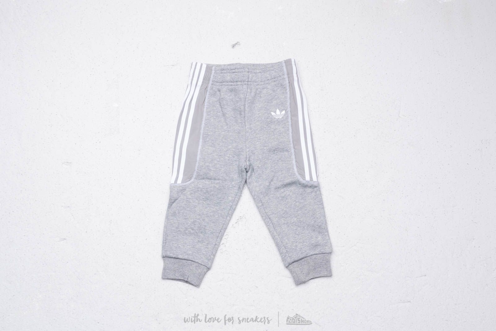 Adidas radkin deals sweatshirt set