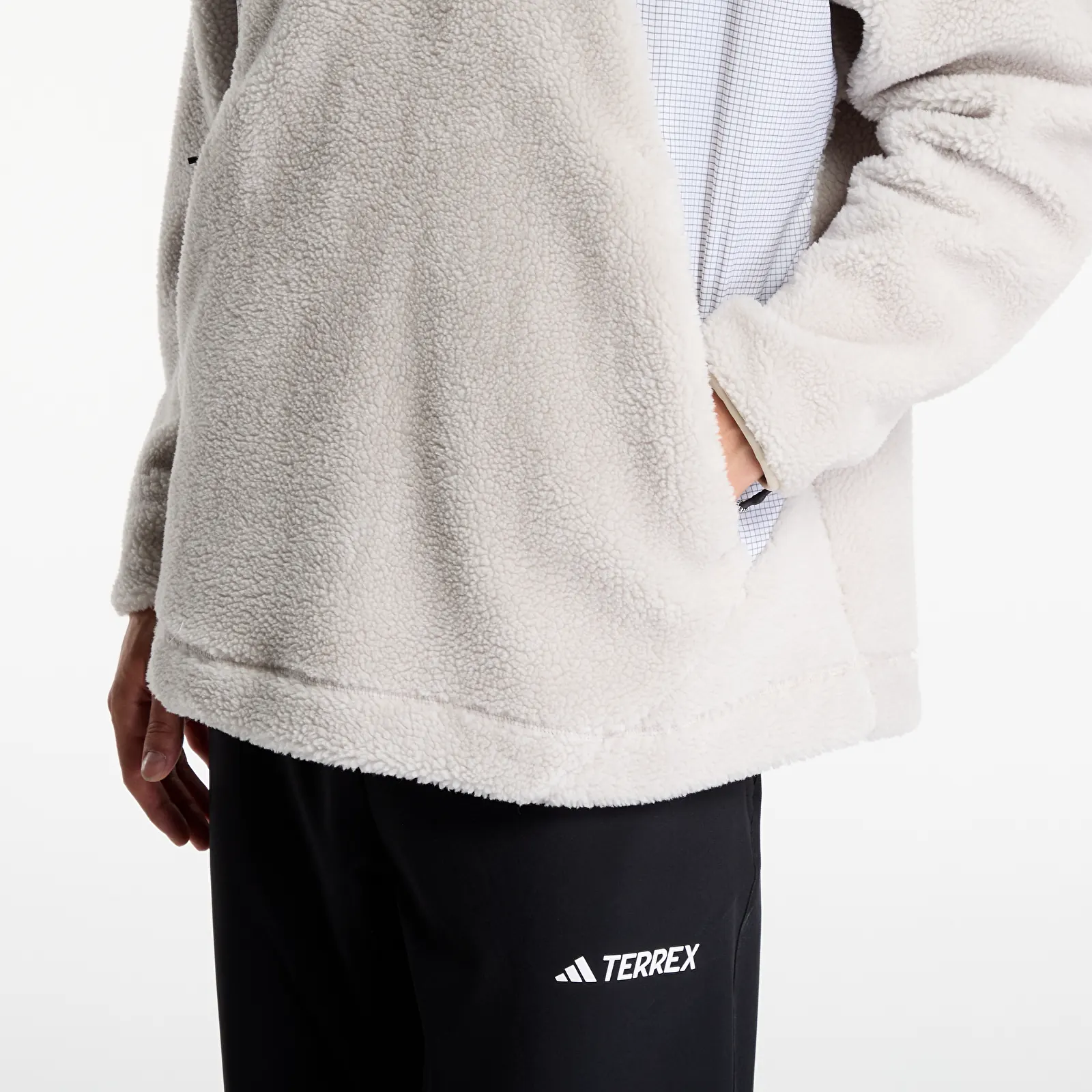 Регланы и толстовки adidas Terrex Xploric Climawarm High Pile Snap Pullover Wonder Alumina