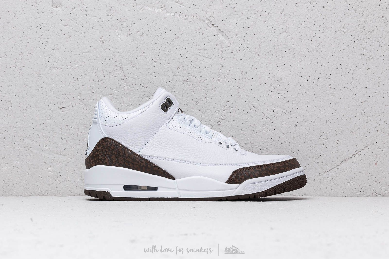 Jordan top three mocha