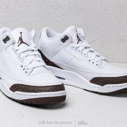 Men s shoes Air Jordan 3 Retro Mocha White Dark Mocha Chrome Footshop