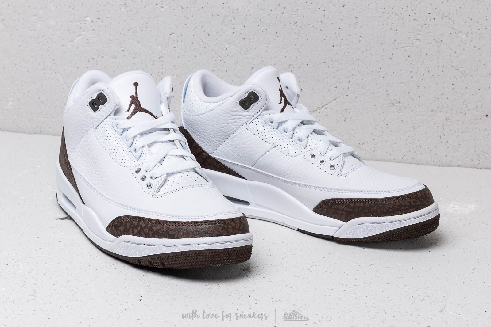 Jordan 3 sales white mocha