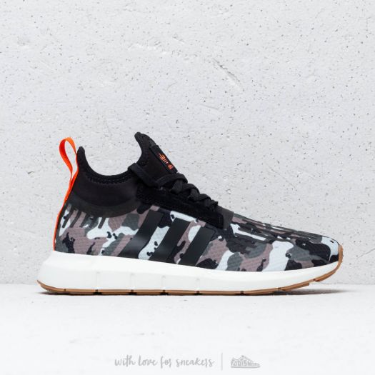 Swift run black orange & white shoes online