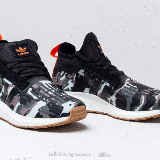 P Buty męskie adidas Swift Run Barrier Trace Cargo/ Core Black