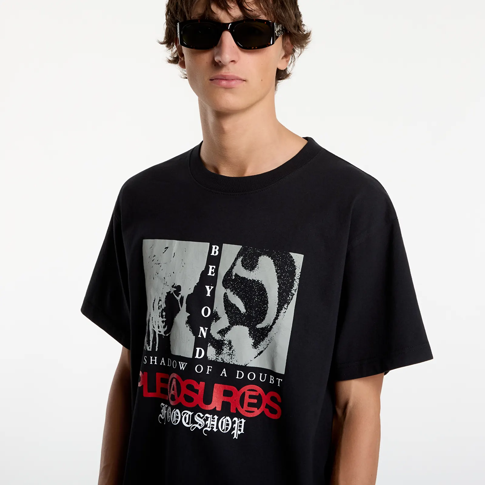 Magliette PLEASURES x FTSHP Zine T-Shirt UNISEX Black