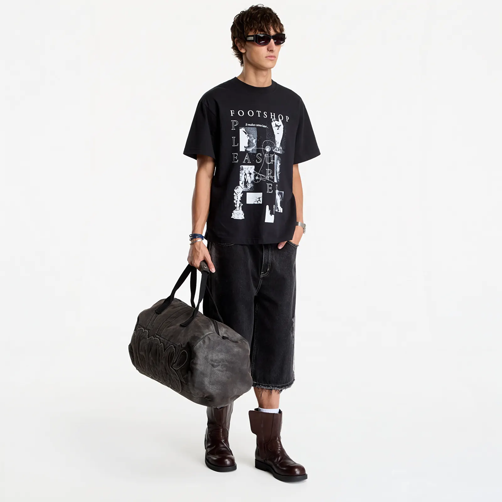 T-shirts PLEASURES x FTSHP Museum T-Shirt UNISEX Black