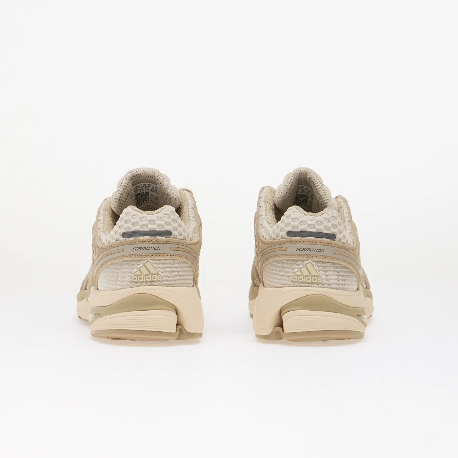 Încălțăminte și sneakerși pentru bărbați adidas Adistar Control 5 Kids Khaki Three/ Alumina/ Iron Met.