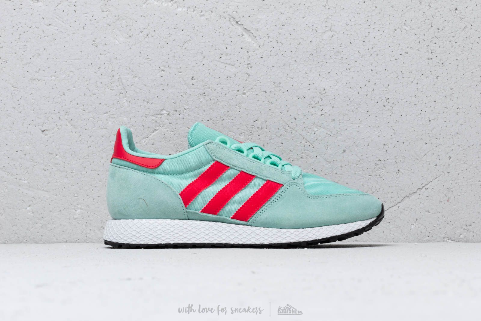 Damen Sneaker und Schuhe adidas Forest Grove W Clear Mint/ Actpnk/ Core White