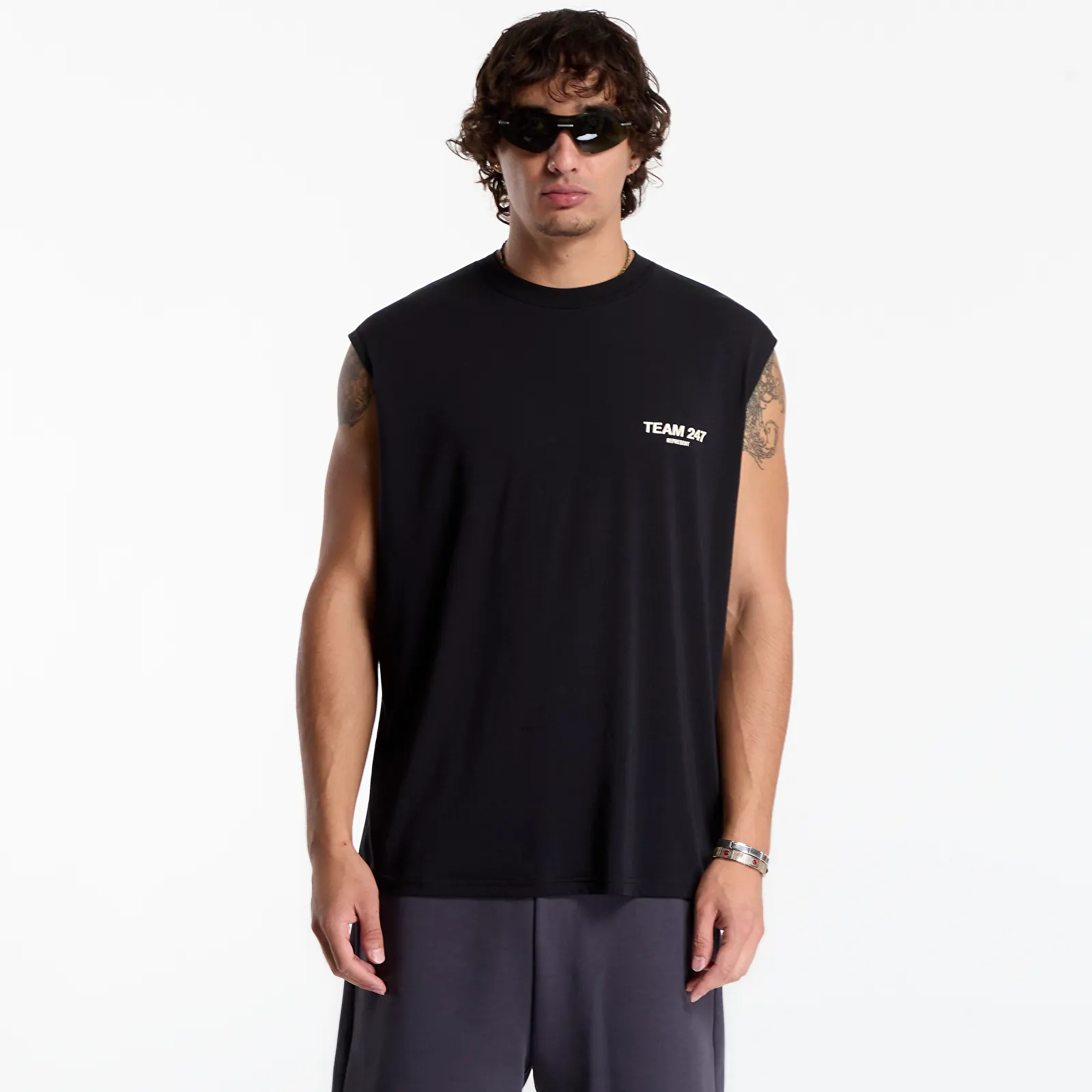 Västar REPRESENT 247 Team Oversized Tank UNISEX Jet Black