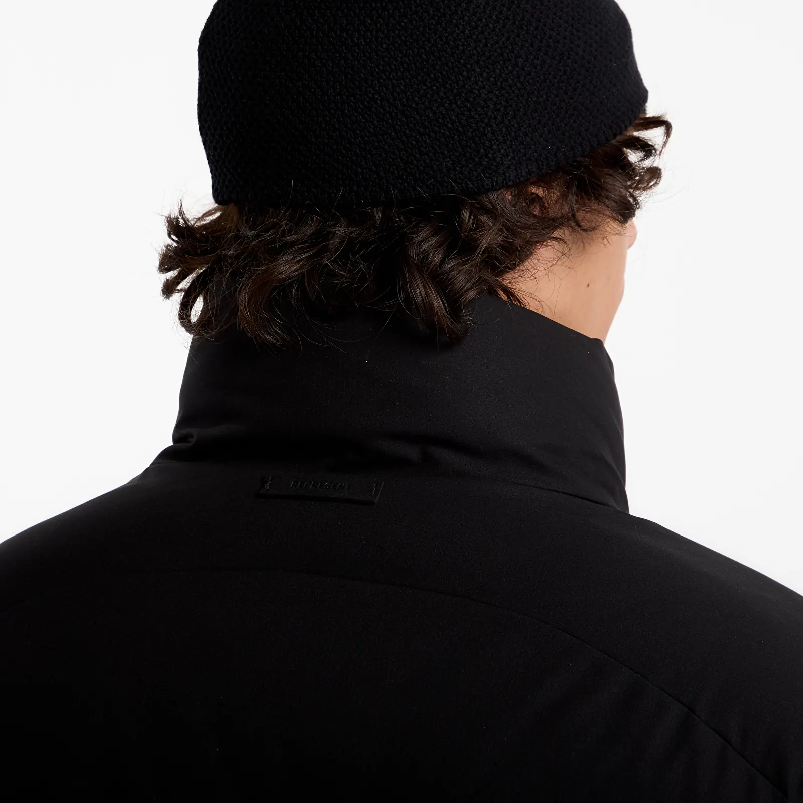 Kabátok Represent Riot Puffer UNISEX Black