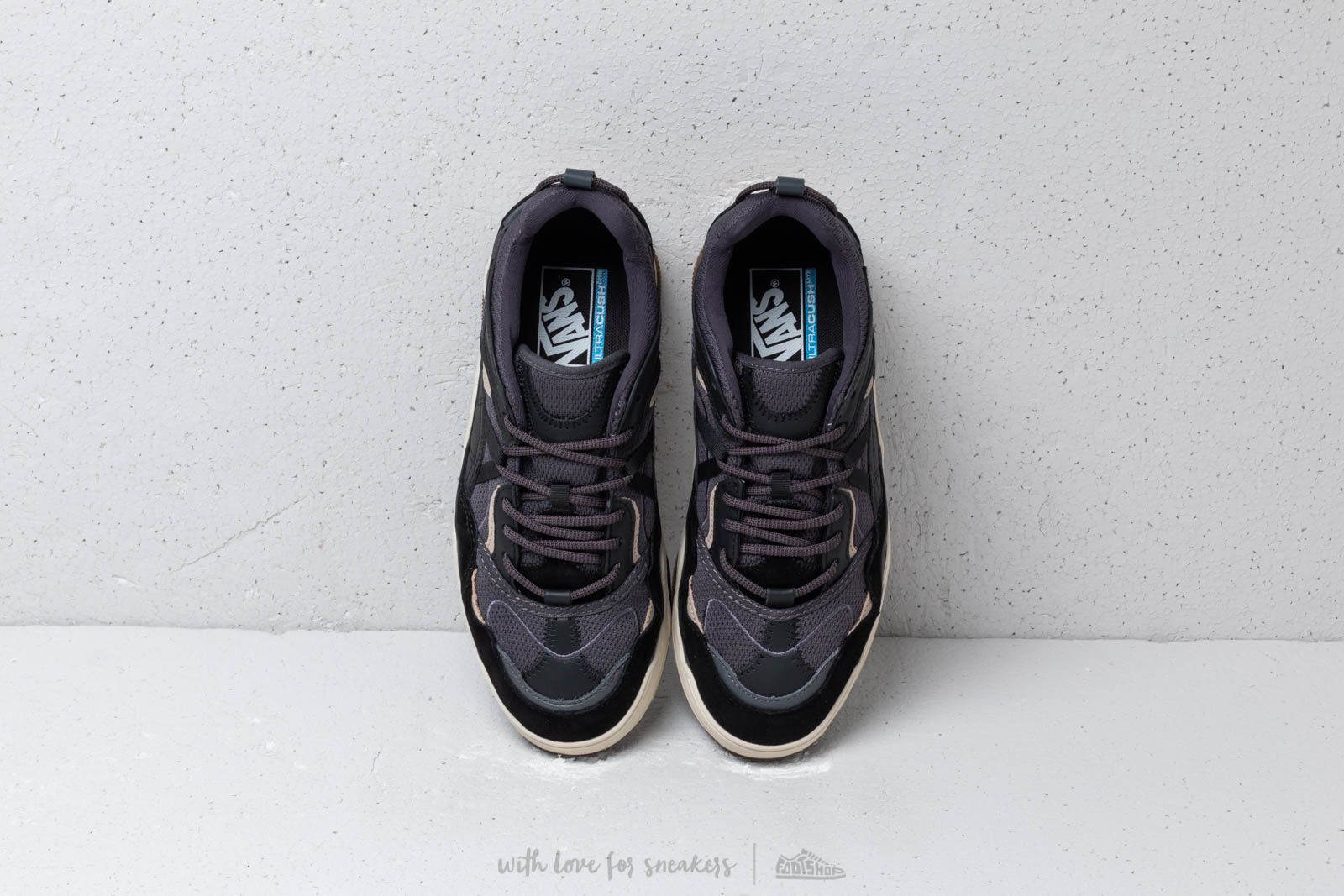 Men s shoes Vans Varix WC Staple Black Ebony Footshop