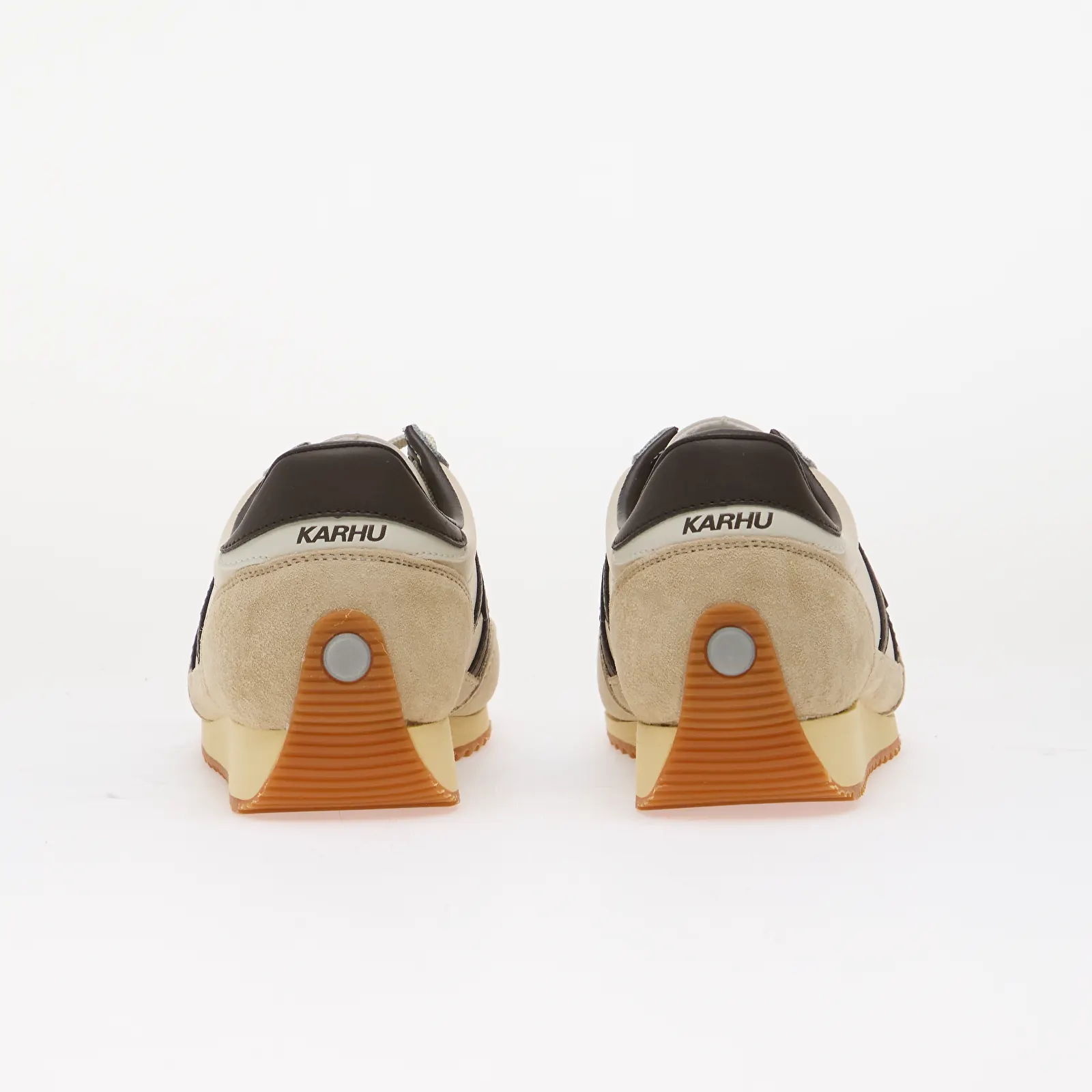 Herren Sneaker und Schuhe Karhu Mestari 76 Gravel/ Chocolate Torte
