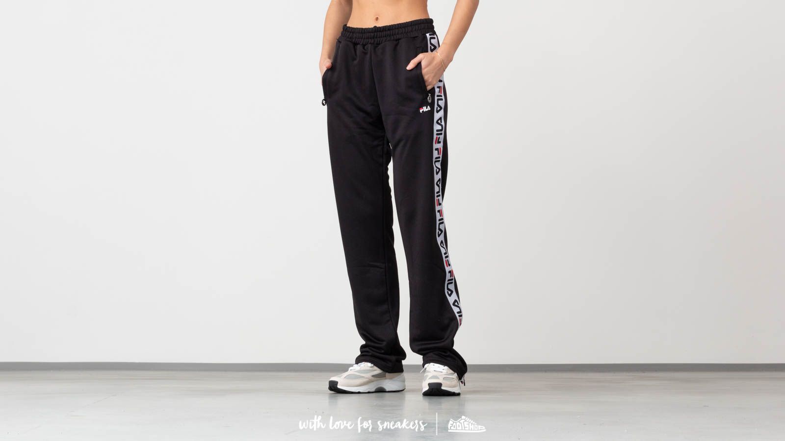 Pants and jeans FILA Thora Track Pants Black Footshop