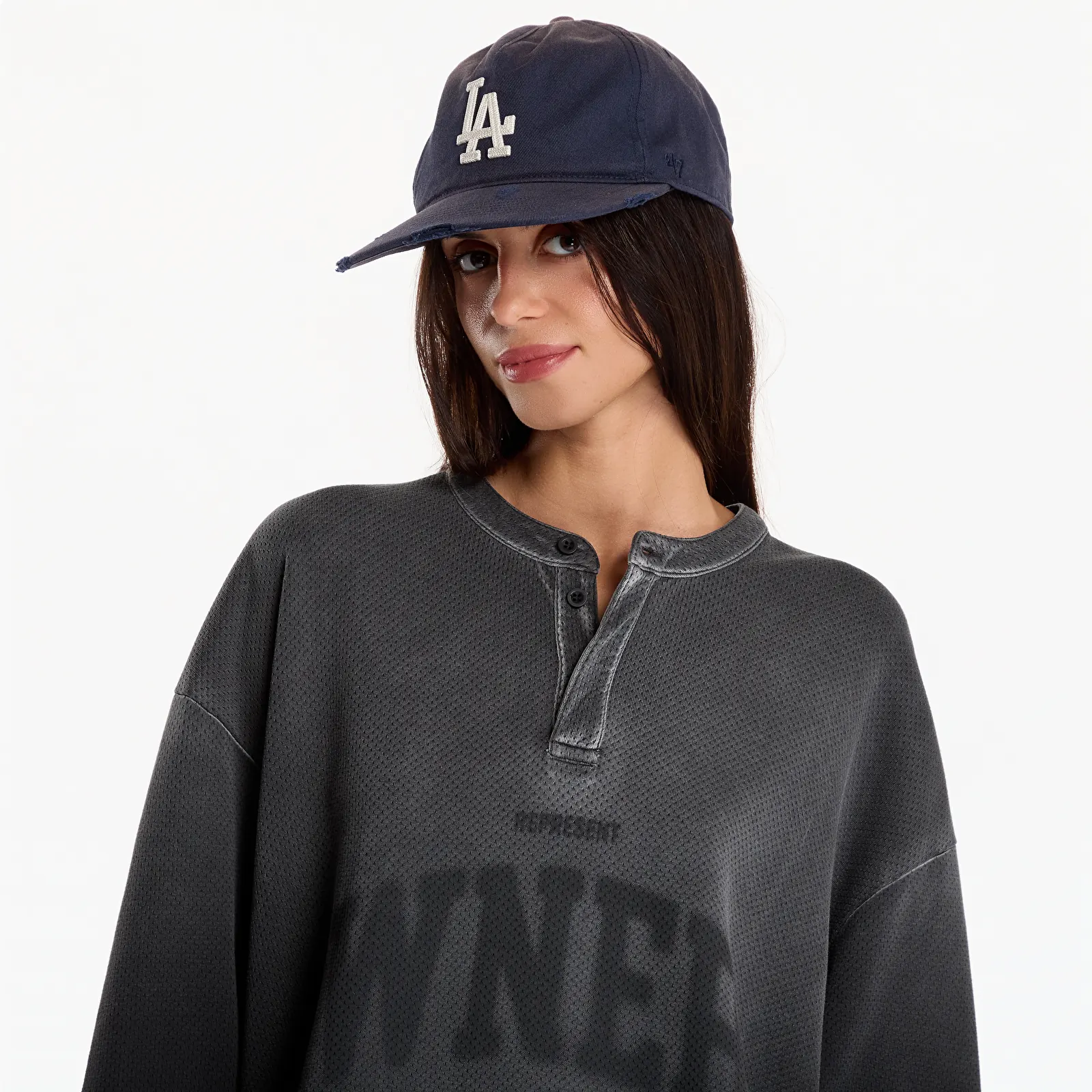 Tricouri  Represent Owners Ls Henley UNISEX Weathered Black