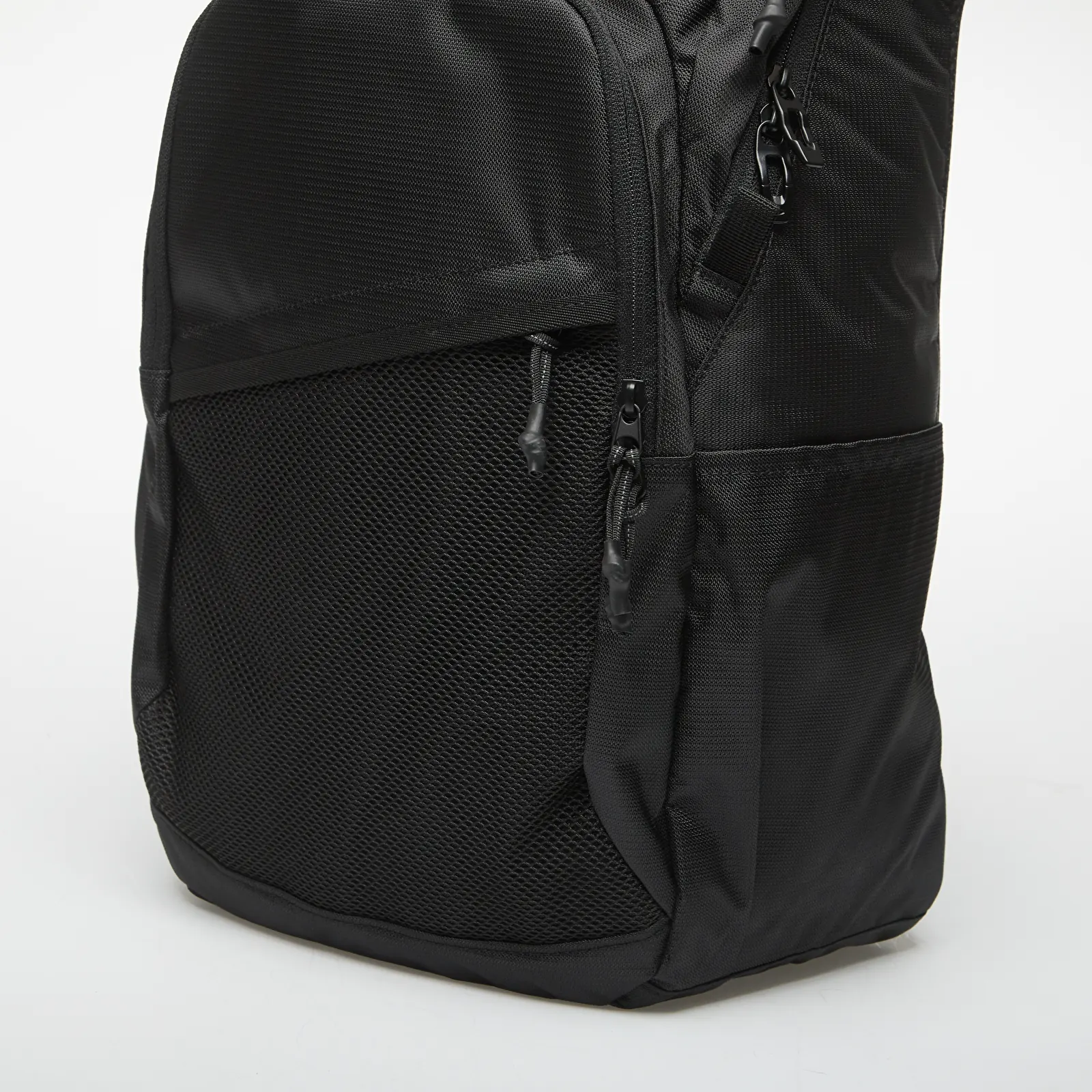 Backpacks Oakley Essential Day Pack M 9.0 Blackout