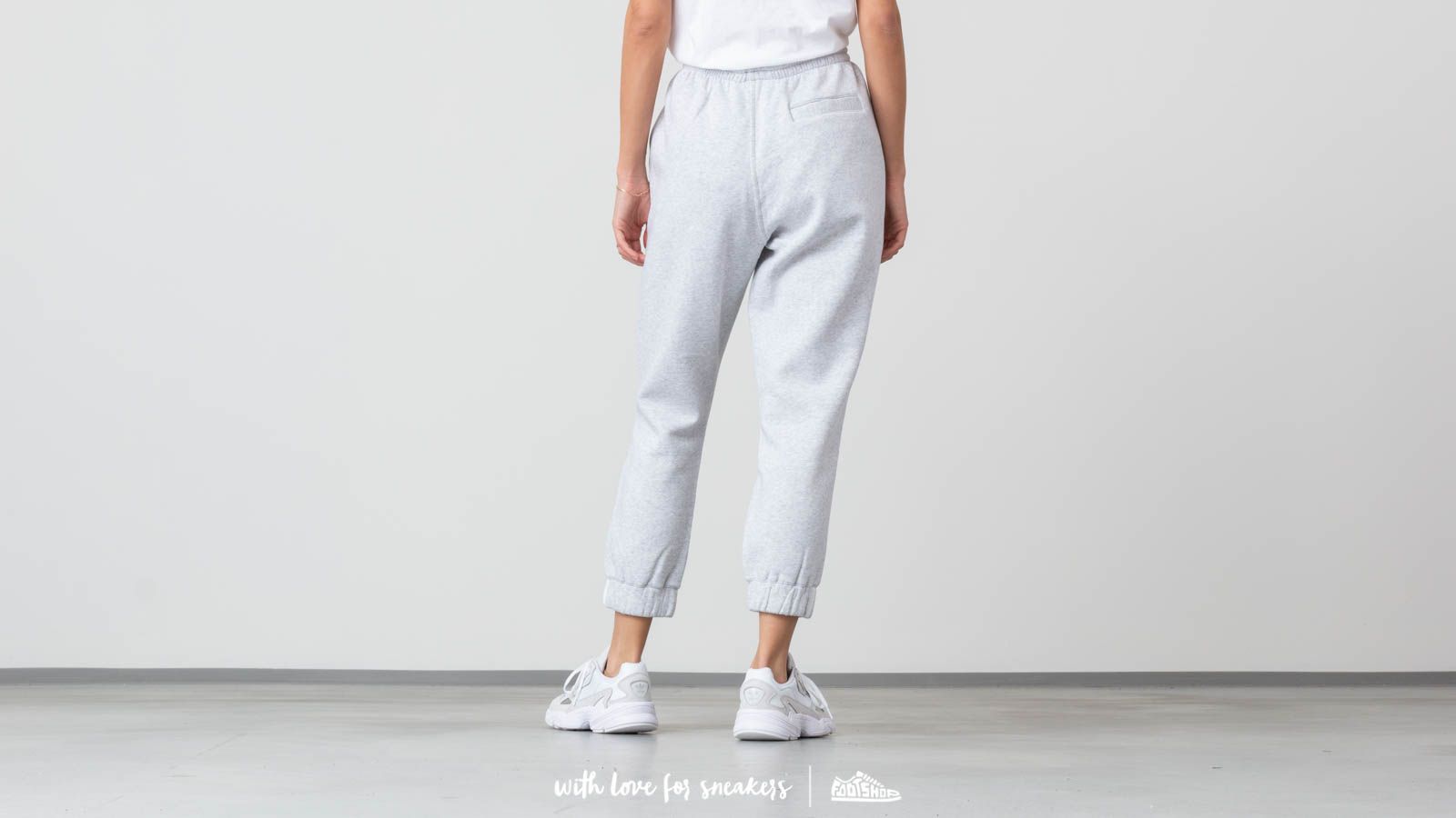 Jogger Pants adidas Coeeze Pant Light Grey Heather Footshop