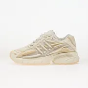 adidas x Pharrell Williams Adistar Jellyfish Chalk White/ Off White/ Clear Brown