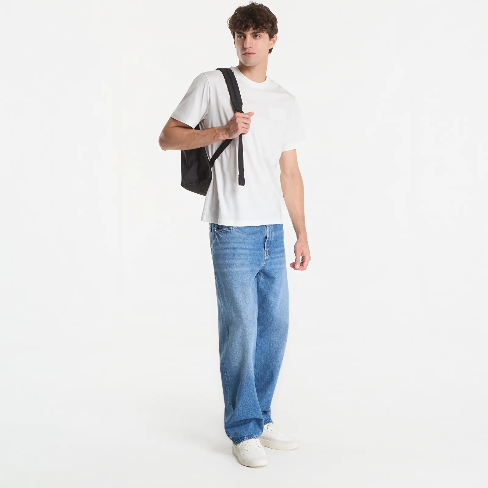 Men's T-shirts Lacoste Crewneck T-Shirt Flour